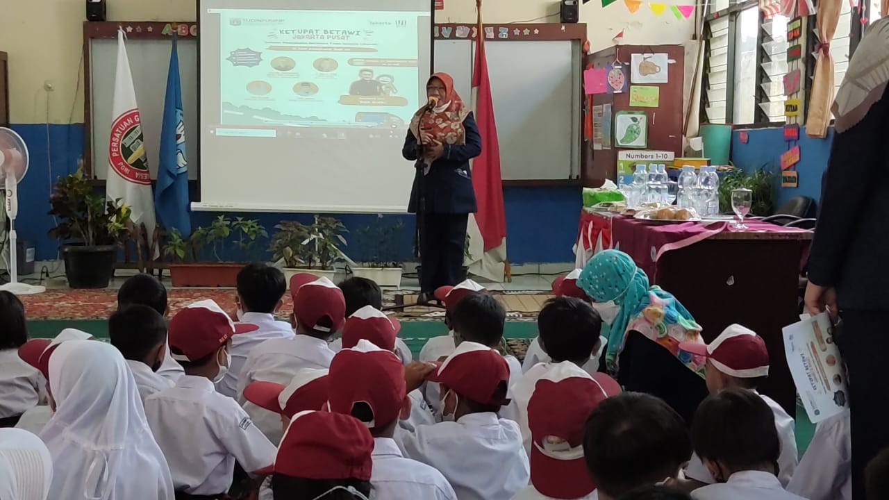 KETUPAT BETAWI : Ketemu Pemustaka Bareng Team Wisata Literasi Di SDN Kampung Bali 07